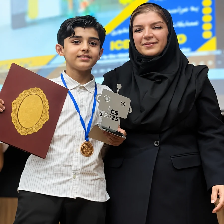 افتخارآفرینی آکادمی مه‌دانا در رباتیک